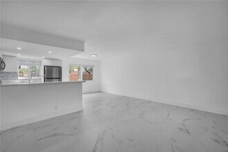 414 SE 14th St in Fort Lauderdale, FL - Building Photo - Building Photo