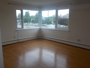 4832 E Trindle Rd, Unit #4 in Mechanicsburg, PA - Building Photo - Building Photo