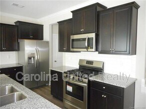 8731 Harris Lake Ln in Charlotte, NC - Building Photo - Building Photo