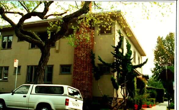 2701 Prince St in Berkeley, CA - Foto de edificio - Building Photo