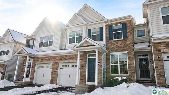 358 Redclover Ln in Allentown, PA - Building Photo - Building Photo