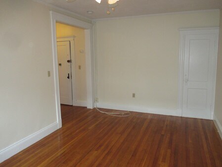 85 Brainerd Rd, Unit 7 in Boston, MA - Foto de edificio - Building Photo