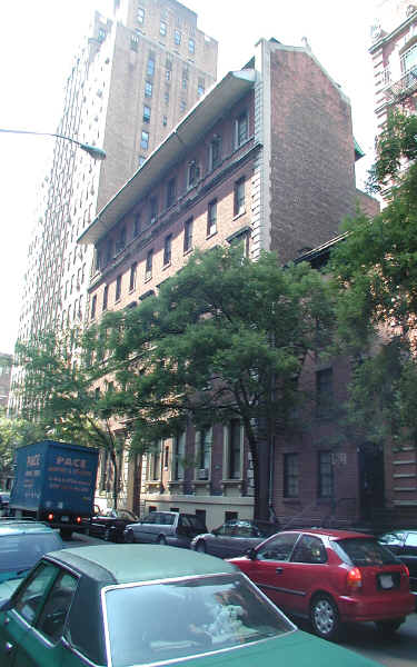 210 West 16th Street in New York, NY - Foto de edificio - Building Photo