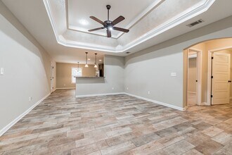 6208 Mimosa Gardens Dr in Tuscaloosa, AL - Building Photo - Building Photo