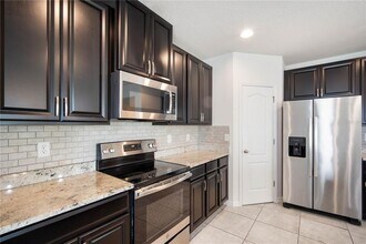 14233 Poke Ridge Dr in Riverview, FL - Building Photo - Building Photo