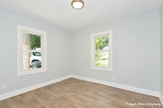 1501 Round Lake Dr in Round Lake Beach, IL - Foto de edificio - Building Photo