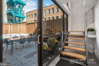 442 M St NW in Washington, DC - Building Photo - Building Photo