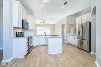 13868 Jeremiah Rd in Jacksonville, FL - Building Photo - Building Photo