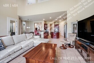 18211 Branson Falls in San Antonio, TX - Building Photo - Building Photo