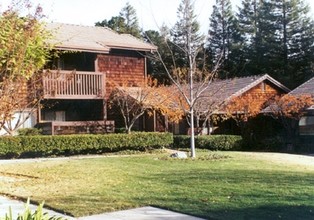 Tice Oaks in Walnut Creek, CA - Building Photo - Building Photo