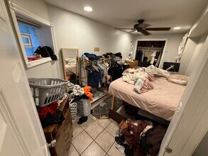 1304 N Campbell Ave, Unit G in Chicago, IL - Foto de edificio - Building Photo