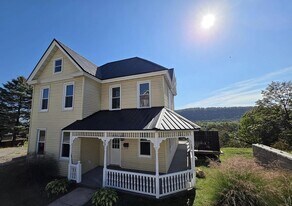 77 E Houston Ave in Montgomery, PA - Building Photo