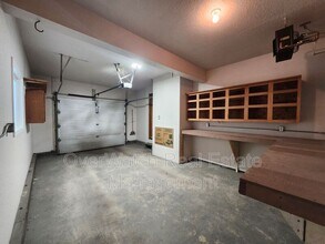 3529 W 41st Ave in Anchorage, AK - Building Photo - Building Photo