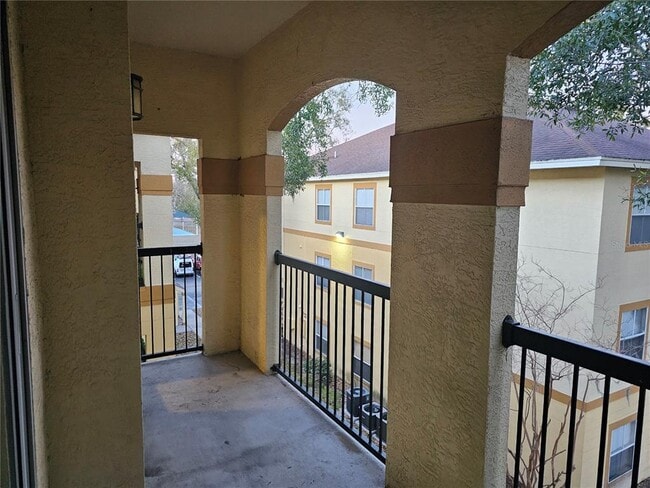 5620 Pinnacle Heights Cir in Tampa, FL - Foto de edificio - Building Photo