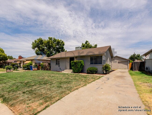 1335 E Brown Ave in Fresno, CA - Building Photo - Building Photo