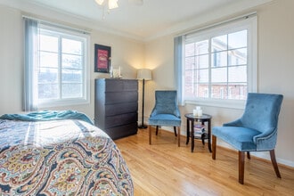 Nob Hill Apartments in Ann Arbor, MI - Building Photo - Interior Photo