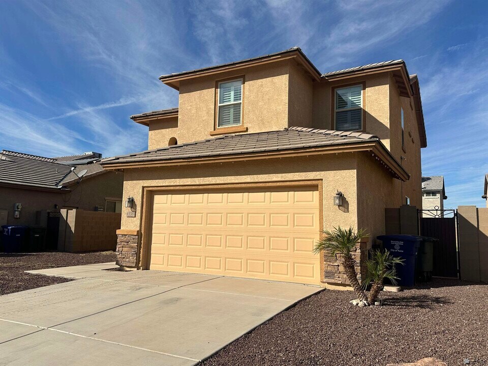 6558 E 35th Rd in Yuma, AZ - Building Photo