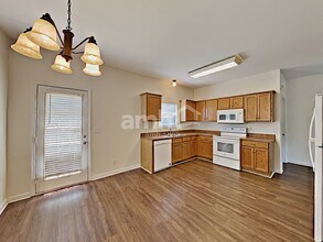 8146 Coley Davis Rd in Nashville, TN - Building Photo - Building Photo