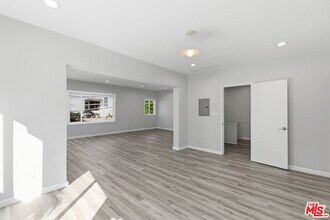 6314 Primrose Ave in Los Angeles, CA - Building Photo - Building Photo