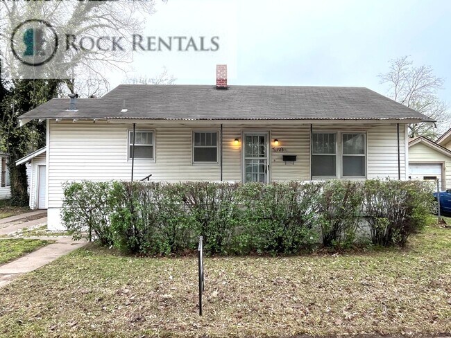 property at 125 W 16th Ave