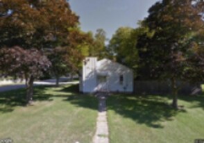 512 Grand St in Portage, MI - Building Photo