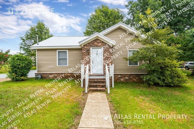 property at 313 25th Ave E