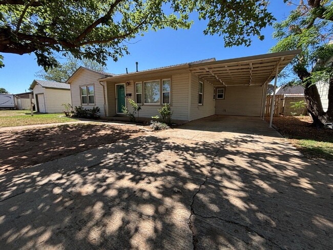 4907 41st St in Lubbock, TX - Building Photo - Building Photo