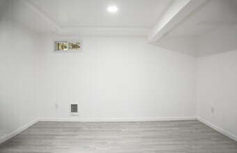 2350 Baldwin Ave, Unit 1B in Holmes, PA - Foto de edificio - Building Photo