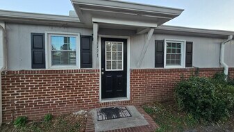 5991 Peco Ln, Unit 5991 in Austell, GA - Building Photo