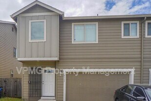 6117 NE 105th Ave in Vancouver, WA - Building Photo