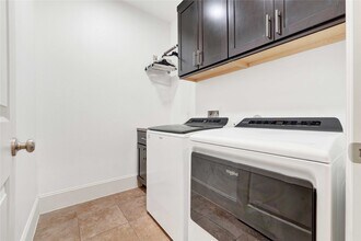 718 Nicholson St in Houston, TX - Building Photo - Building Photo