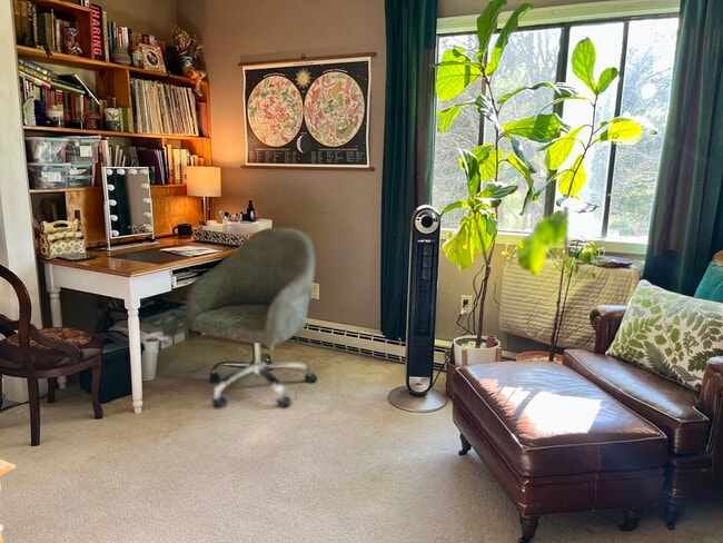 28 Scarborough Ln, Unit Pavillion in Wappingers Falls, NY - Foto de edificio - Building Photo