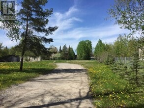3358 Ravenshoe Rd in Georgina, ON - Building Photo - Building Photo