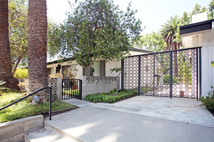 615-629 S Pasadena Ave in Pasadena, CA - Building Photo