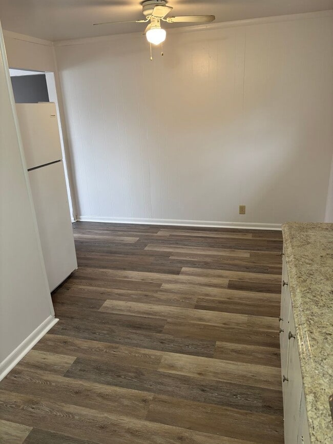 434 E 9th St in Ashland, OH - Building Photo - Building Photo