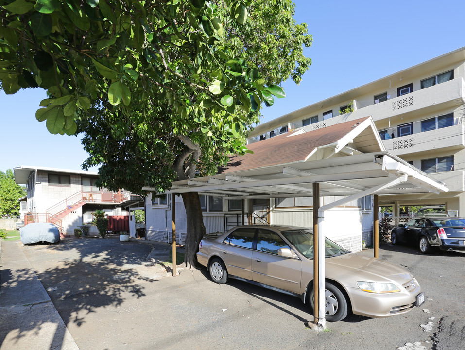 822 Birch St in Honolulu, HI - Foto de edificio