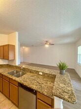 1335 Priory Cir in Winter Garden, FL - Building Photo - Building Photo