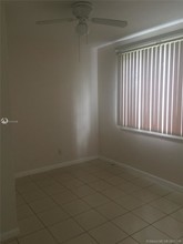 1718 Thomas St-Unit -1 in Hollywood, FL - Building Photo - Building Photo