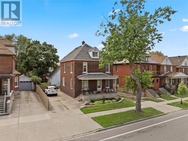 property at 231 Gladstone Ave