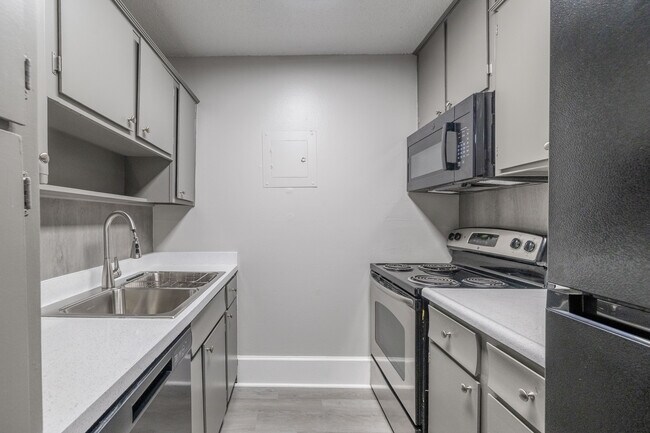 Wind Crest Apartments & Townhomes in Murfreesboro, TN - Foto de edificio - Interior Photo