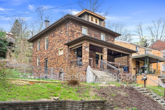 134 Groveland St in Pittsburgh, PA - Foto de edificio - Building Photo