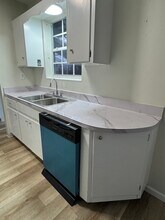 217 SW 11th Ct, Unit #2 in Fort Lauderdale, FL - Building Photo - Building Photo