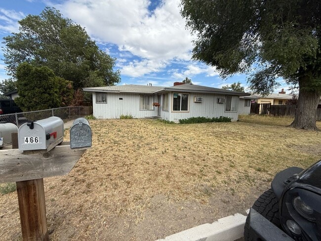 property at 457-463 SW Madison St