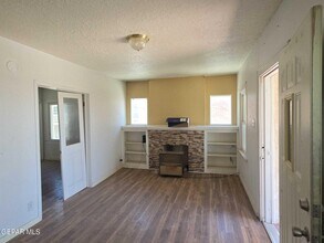 2205 Silver Ave in El Paso, TX - Building Photo - Building Photo