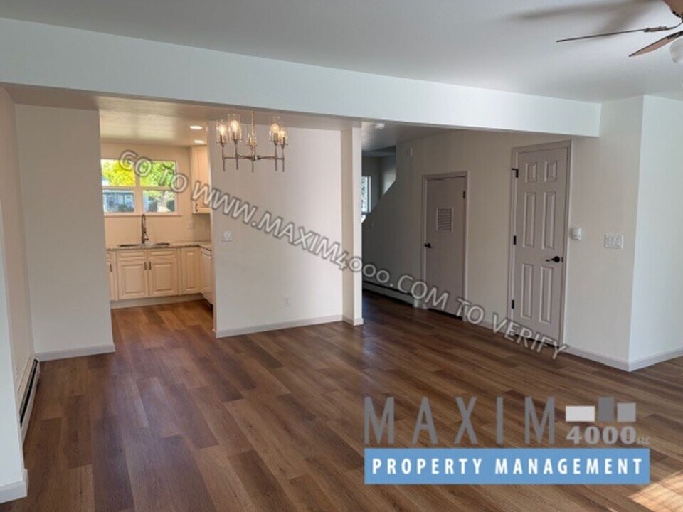 2721 Patterson Rd in Grand Junction, CO - Building Photo