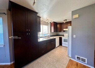 537 NE Ellis Way in Oak Harbor, WA - Building Photo - Building Photo