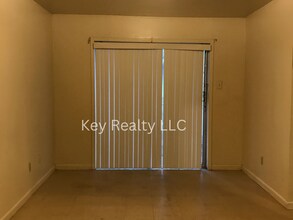 913 College Dr in Pineville, LA - Building Photo - Building Photo