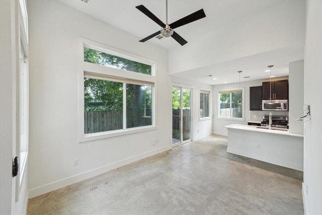 2708 Willow St in Austin, TX - Building Photo - Building Photo