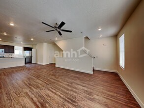 6041 W Copperhawk Dr in South Jordan, UT - Building Photo - Building Photo