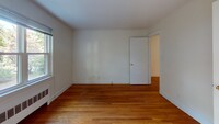 115 Withington Rd, Unit 1 in Newton, MA - Foto de edificio - Building Photo